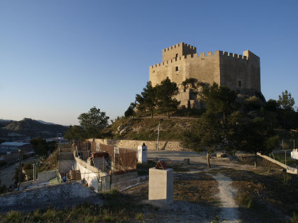 Thumbnail of a stone castle on a hill at dusk, from an Olympus ORF RAW file